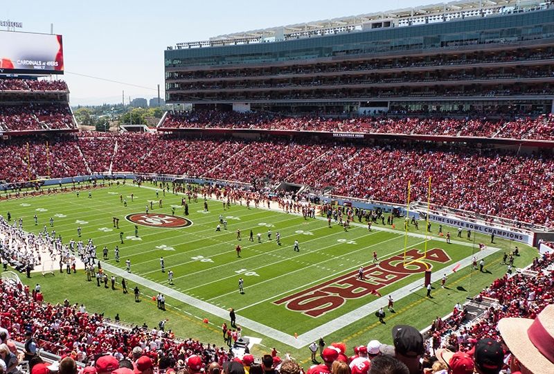 Broncos_vs_49ers_preseason_game_at_Levi's_Stadium